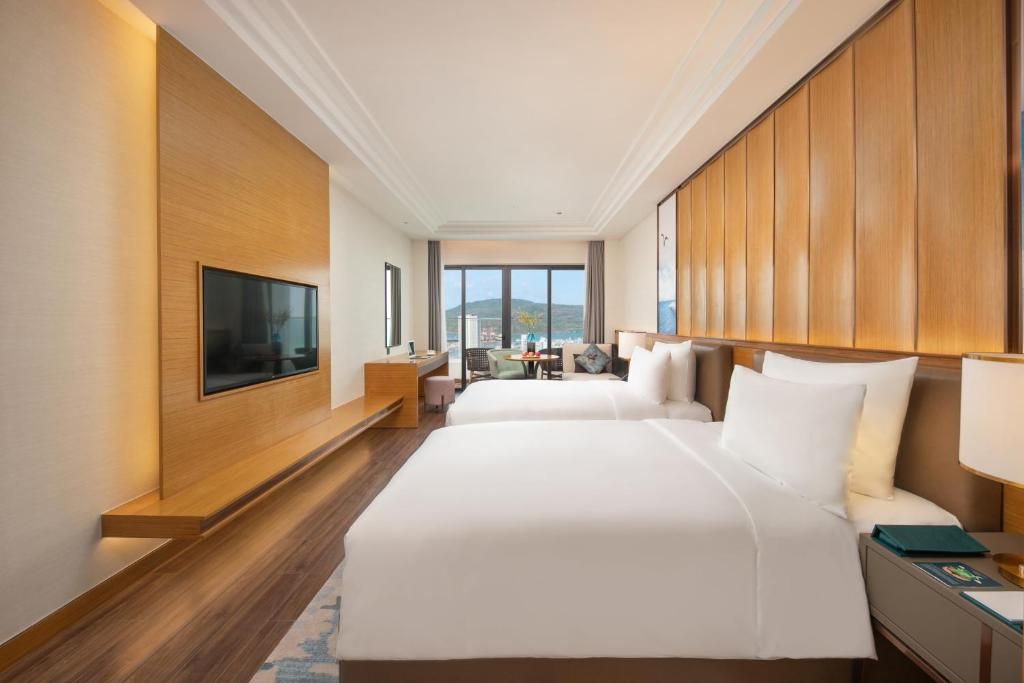Grand Hyams Hotel