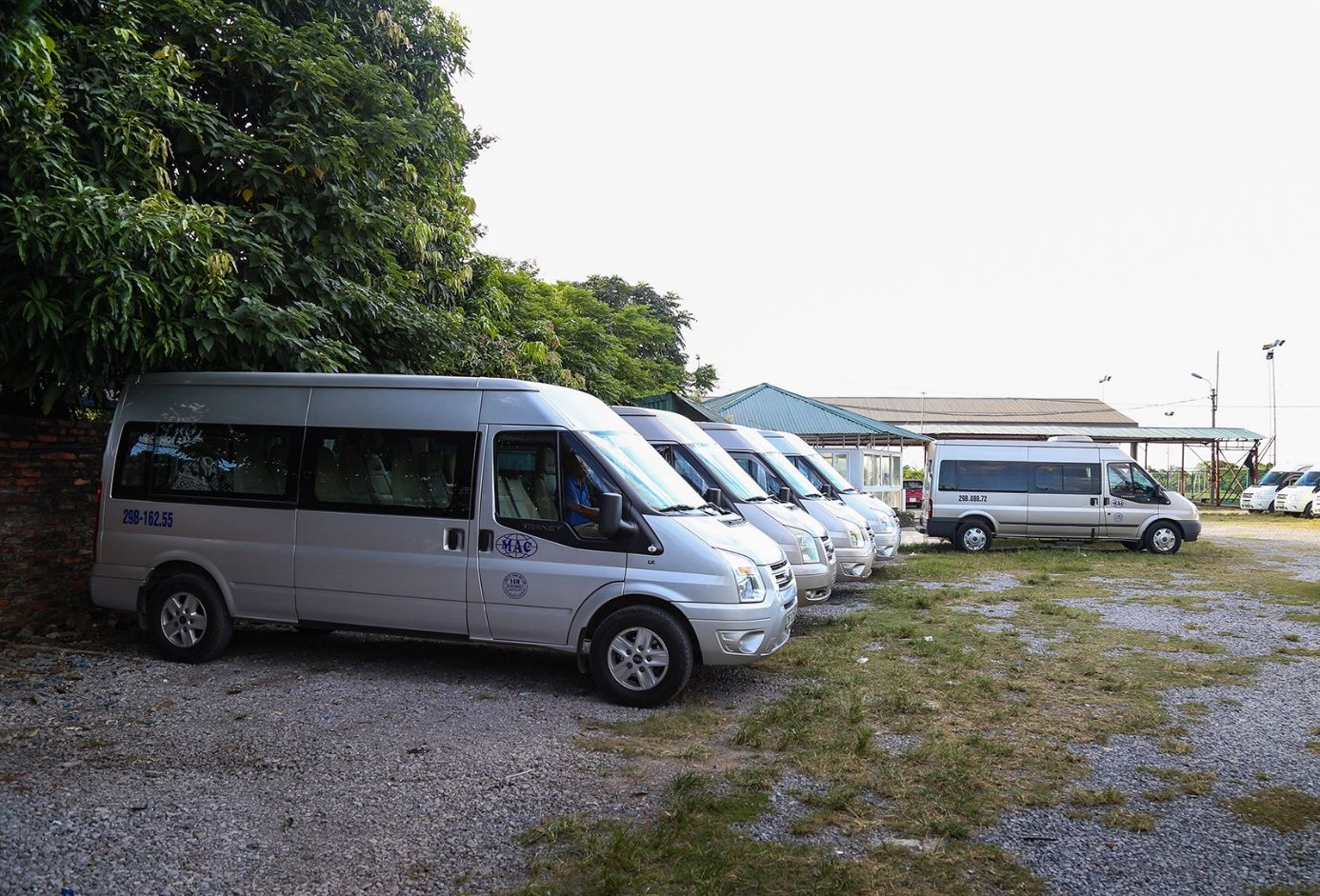 Xe 16 chỗ Ford Transit
